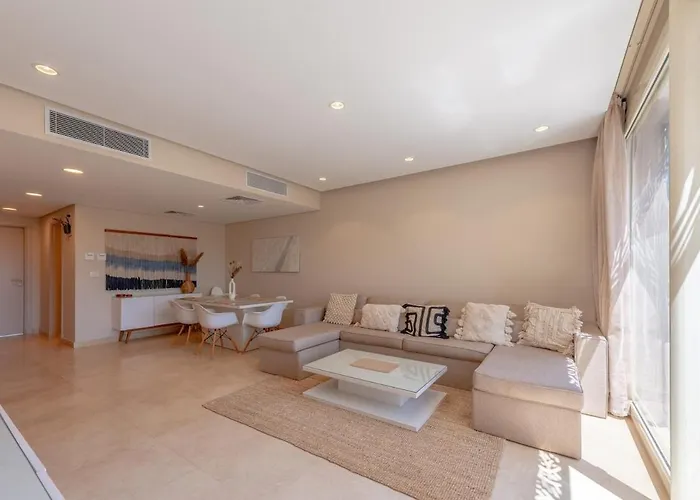 Coastal Vibe 2br Mangroovy Gouna With Rooftop Cinema, Bbq, Pool & Access Appartement Hurghada