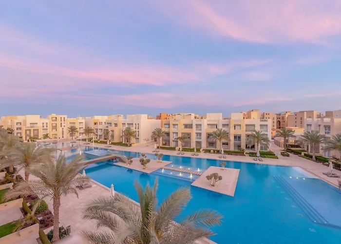 Coastal Vibe 2br Mangroovy Gouna With Rooftop Cinema, Bbq, Pool & Access *