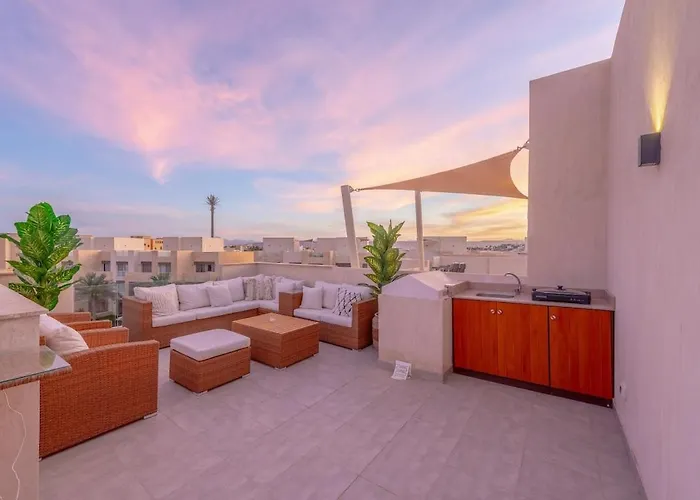 Coastal Vibe 2br Mangroovy Gouna With Rooftop Cinema, Bbq, Pool & Access Hurghada